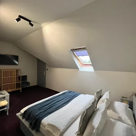 ゲストハウス Garden Retreat (adults Only) ブラン